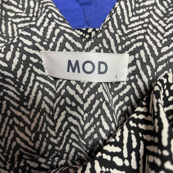 Romper - Picture 4 of 4